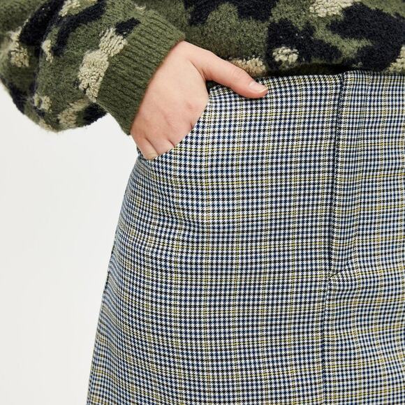 Pull & Bear Patterned Mini Skirt - Picture 11 of 16